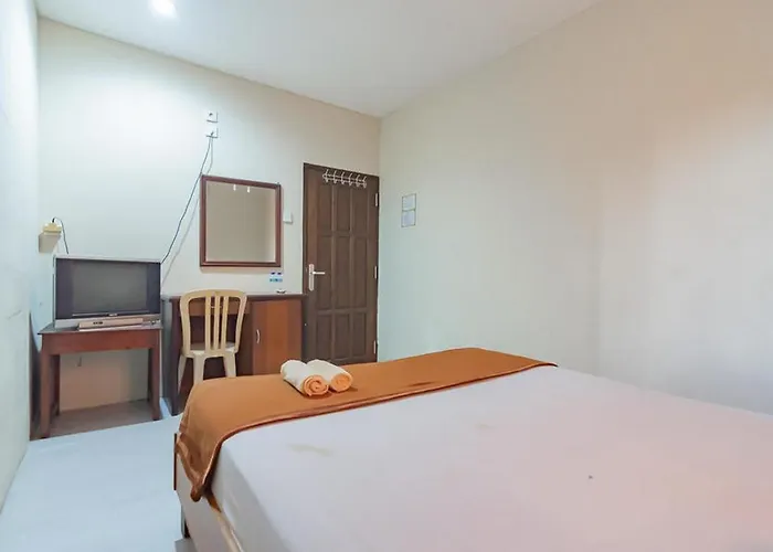 Mahkota Intan Syariah Balikpapan RedPartner Hotel